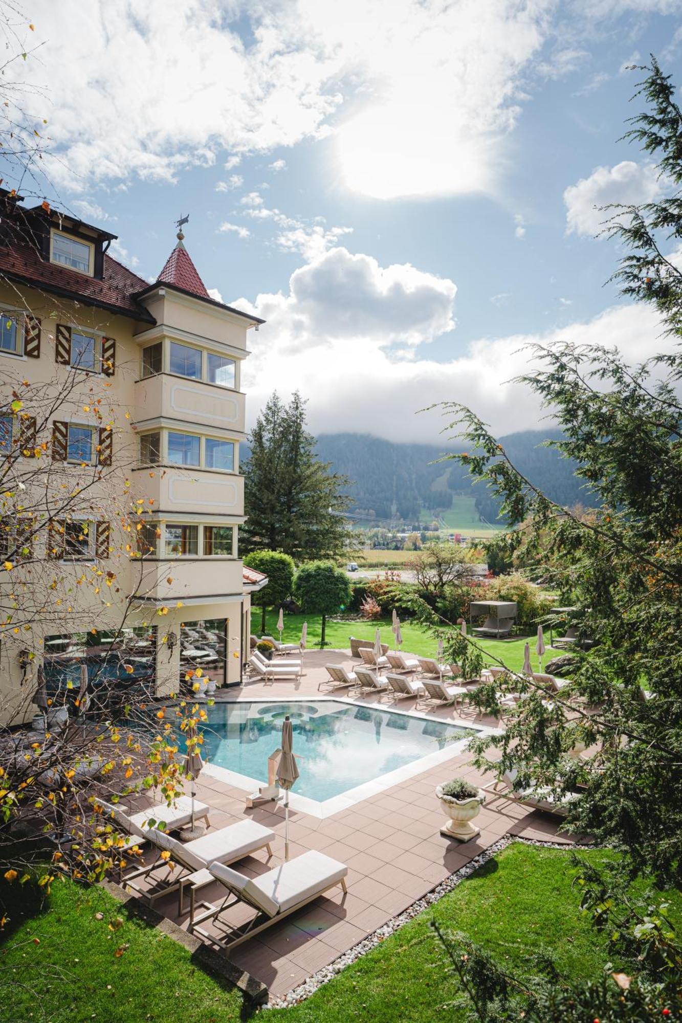 Majestic - Unique Spa Resort Brunico Exterior foto